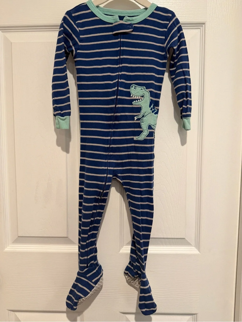 Lot of 4 Carter’s Toddler Boys Footed Pajama Bundle 24M 2T Crab Dino Lion Bear